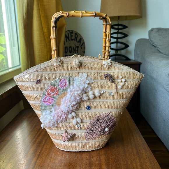 Handbags - Vintage 1960’s Sea Inspired Wicker Purse